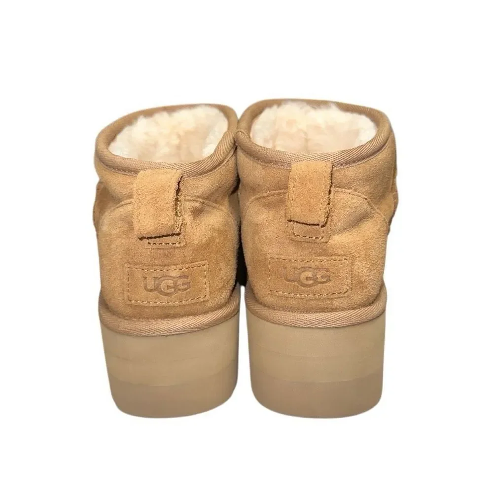 Size 9 UGG Chestnut Classic Ultra Mini Platform Boots - Picture 4 of 6